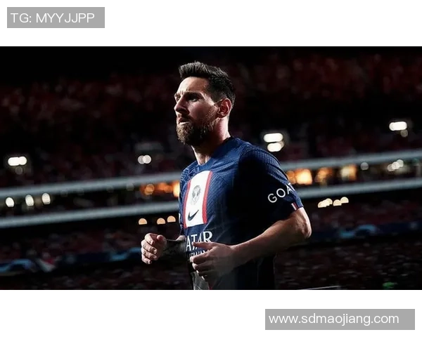 围绕俱乐部最强足球球星塑造球队核心力量与辉煌未来