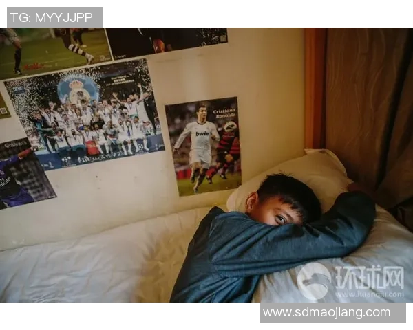 变装球星足球：跨界融合打造全新运动娱乐体验的创新模式