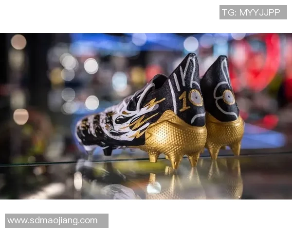 女足球星赠送袜子背后的故事和那份特别的心意是谁送出的